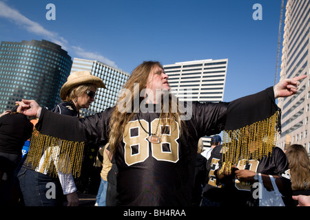 New Orleans Saints football fans tailgating before a playoff game Stock Photo