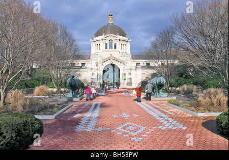 The Zoo Center Building, Bronx Zoo, New York City Stock Photo