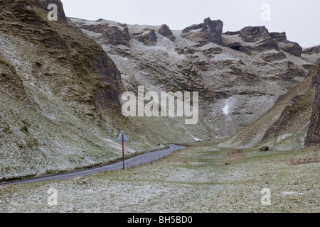 Winnat's Pass, Castleton, Derbyshire Stock Photo