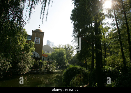 The Barbarossa Lounge, a waterside bar and restaurant located in People's Park in Shanghai just off of Nanjing Road. Stock Photo