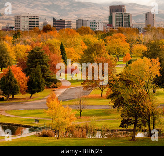 Idaho, Boise. Autumn scenic of Ann Morrison Park and downtown Stock Photo