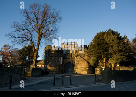 The gatehouse entrance to Skipton Castle, a well-preserved medieval castle in North Yorkshire, UK Stock Photo