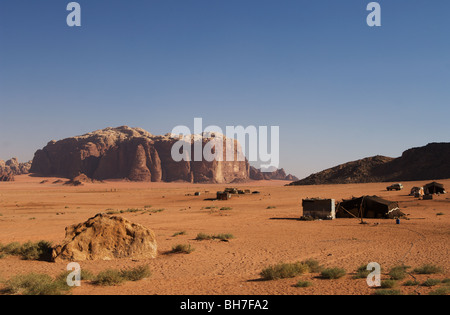 Wadi Rum, where the spectacular desert scenes of David Lean's epic film 'Lawrence of Arabia' were filmed, southern Jordan Stock Photo