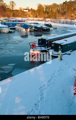 Blackwater Meadow Marina in winter on the Llangollen canal, Ellesmere, Shropshire, England Stock Photo