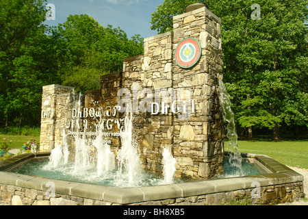 AJD63955, Cherokee, NC, North Carolina, Cherokee Indian Reservation, entrance sign Stock Photo