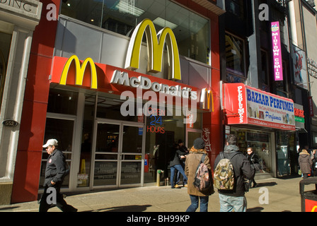 McDonald's restaurant in midtown Manhattan in New York on Thursday, February 4, 2010. (© Richard B. Levine) Stock Photo