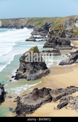 Sea stacks, cliffs and beach at Bedruthan Steps on the South West Coast Path between Padstow and Newquay, Cornwall, England Stock Photo