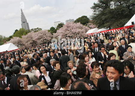 Guests at the 'Sakura Hanami' (cherry blossom flower viewing) garden party hosted by Prime Minister Junichiro Koizumi, Tokyo Stock Photo