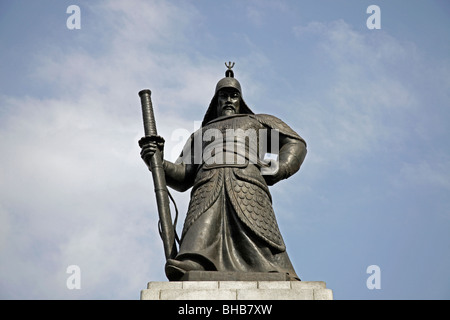 Admiral Yi Sun Shin Statue at Gwanghwamun plaza in downtown Seoul, South Korea, Asia Stock Photo