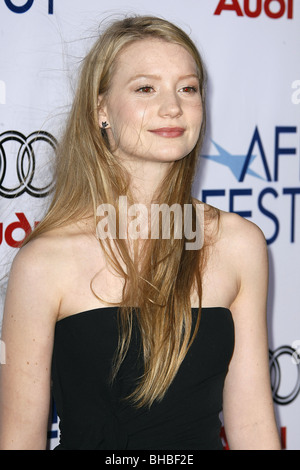 MIA WASIKOWSKA AFI FEST 2008 DEFIANCE PREMIERE HOLLYWOOD LOS ANGELES CA USA 09 November 2008 Stock Photo