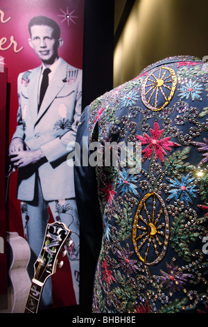 Porter Wagoner Rhinestone Suit by Arturo José Cuevas Martínez, Country Music Hall of Fame and Museum, Nashville, Tennessee, USA Stock Photo