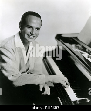 ROGER WILLIAMS - US popular pianist and songwriter about 1966 Stock Photo