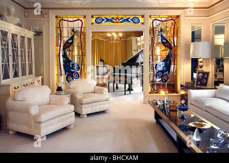 Elvis Presley's Living Room, Graceland, Memphis, Tennessee, USA Stock Photo