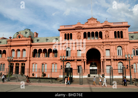 Casa Rosada Buenos Aires Plaza De Mayo Argentina Balcony Evita Peron ...