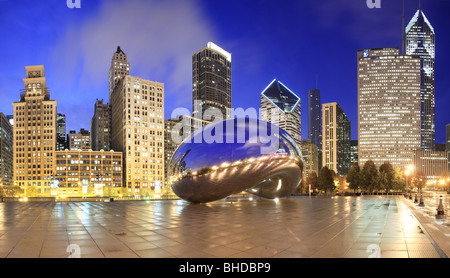 The Cloud Gate sculpture also known as 'the bean' in Millennium park viewed at dusk Stock Photo