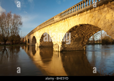 Swinford Toll Bridge on the River Thames in Oxfordshire, Uk Stock Photo