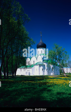 The Trinity cathedral view, Aleksandrovskiy settlement of Ivan the terrible (monastery) in bloom,  Alexandrov, Russia Stock Photo