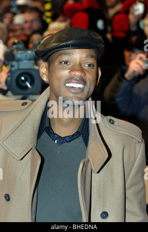 Actor Will Smith attends the premiere in Manchester of the film Hitch during a whistle stop tour of venues around the UK. Stock Photo