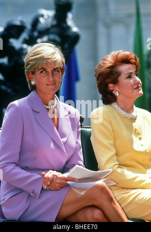 Diana, the Princess of Wales (R) with Elizabeth Dole attends an announcement on banning land mines at the American Red Cross Stock Photo