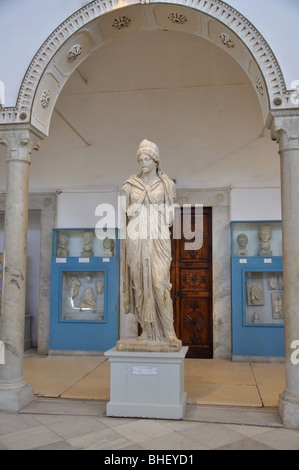 Imperatrice Romaine statue from Carthage, The Bardo National Museum, Le Bardo District, Tunis, Tunis Governorate, Tunisia Stock Photo