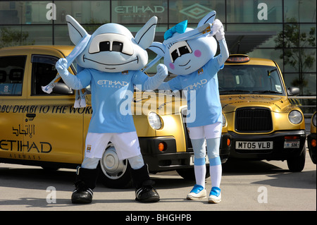 moonchester moonbeam manchester city football club mascots Stock Photo