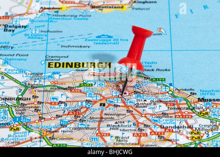 red map pin in road map pointing to city of Edinburgh Stock Photo