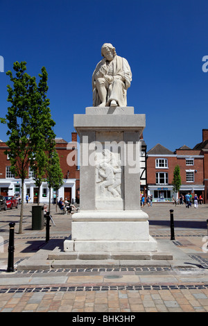 The Market Square, Lichfield, with a statue of Dr Johnson, compiler of the first English dictionary, born in Lichfield in 1709 Stock Photo