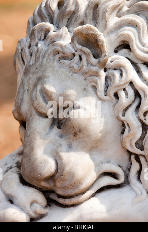 India, Kerala, Thiruvananthapuram, (Trivandrum), Public Park, Napier Museum, Italian Marble lion sculpture by Pietrasanta studio Stock Photo