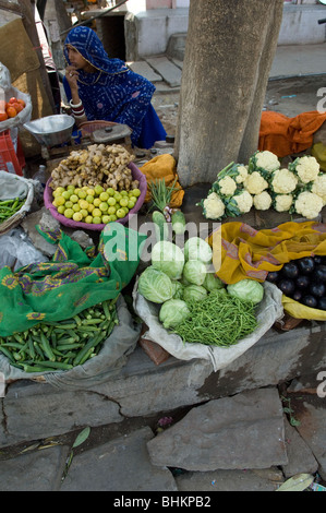 Vegetable seller, street market, Jaipur, Rajasthan, India Stock Photo