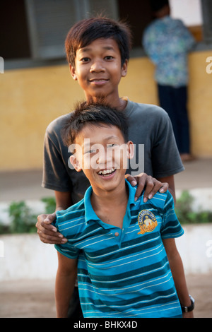 School children at the Roesey Chroy Secondary School outside of Phnom Penh in Cambodia Stock Photo