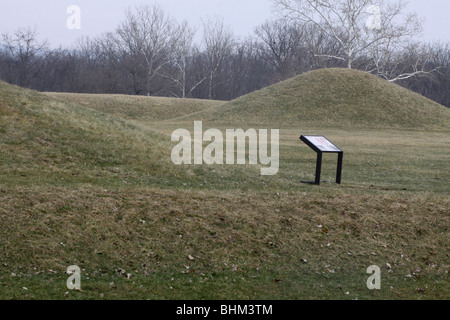 Hopewell Culture National Historical Park Indian mounds earthworks Chillicothe ohio Stock Photo