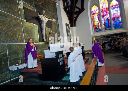 Mass at Polish church of St Andrew Bobola, Hammersmith, W6, London, United Kingdom Stock Photo