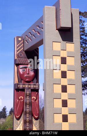 Coast Salish Totem Gateway, Stanley Park, Vancouver, BC, British Columbia, Canada - Brockton Point, Spring Stock Photo