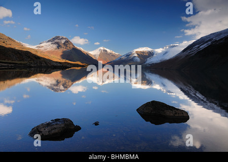 Mountain reflections, Wastwater, Wasdale, English Lake District Stock Photo