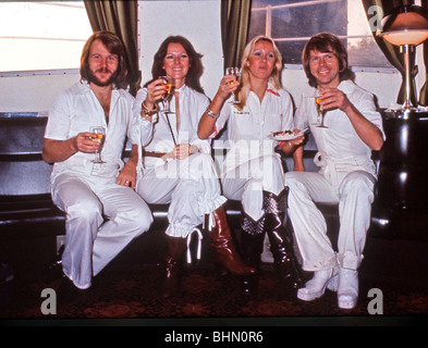 ABBA - Swedish pop group about 1977 from l: Benny Andresson, Frida Lynstad, Agnetha Faltskog and Bjorn Ulvaeus Stock Photo