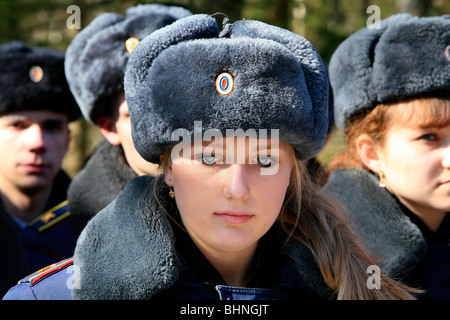 Xotin va dost bilan rus xususiy jinsiy aloqa Rus seks videolar