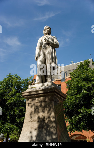 Statue of John Bright in Albert Square, Manchester Stock Photo