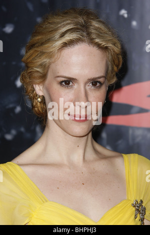 SARAH PAULSON THE SPIRIT LOS ANGELES PREMIERE HOLLYWOOD LOS ANGELES CA USA 17 December 2008 Stock Photo