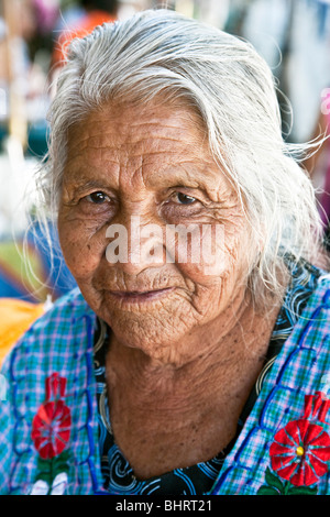 Very old Mexican woman with wrinkles Stock Photo - Alamy