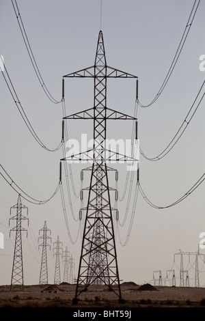 electricity power supply pylon, Fayyoum, Egypt Stock Photo