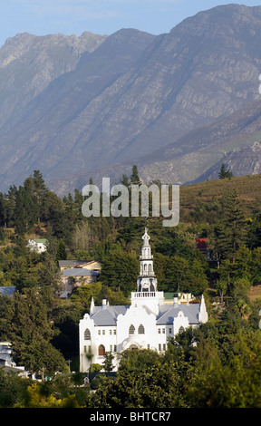 The Dutch Reform Church in Swellendam western cape South Africa overlooked by the Langeberg Mountains Stock Photo