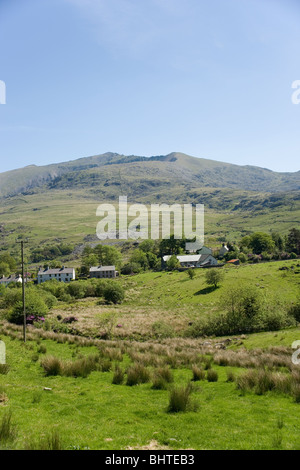 The village of Rhyd Ddu and mount Snowdon in Snowdonia, North Wales Stock Photo