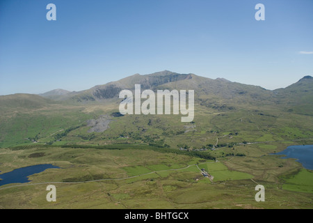 The village of Rhyd Ddu and mount Snowdon in Snowdonia, North Wales Stock Photo