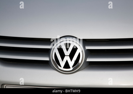 VW Volkswagen car logo symbol Stock Photo