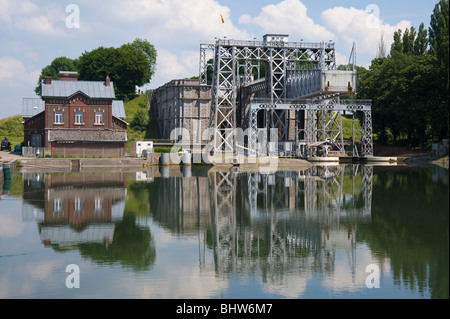 Canal du Centre, Boat Lift number 4, Thieu, Hainaut Province, Belgium Stock Photo