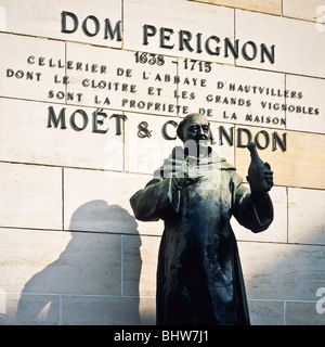 Dom Perignon statue at Moet and Chandon in Epernay, France – Stock  Editorial Photo © Naumas #223144930