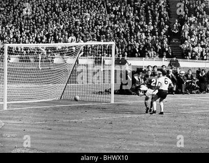 World Cup Final Football 1966 England 4 Germany 2 at Wembley Geoff Hurst scores disputed goal Stock Photo