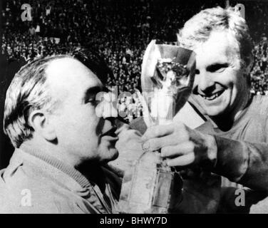 Football World Cup Final 1966 England 4 West Germany 2 at Wembley London England captain Bobby Moore (R) and team manager Alf Ramsey with the trophy. Stock Photo