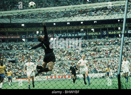 Photo Ancienne Ivo Viktor - Gardien Dukla Prague Et Équipe Tchécoslovaquie - Années 1970