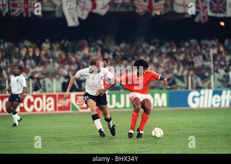 World cup 1990 Group F England 0 Holland 0 Mark Wright pulling hard at Ruud Gullit's shirt. Stock Photo